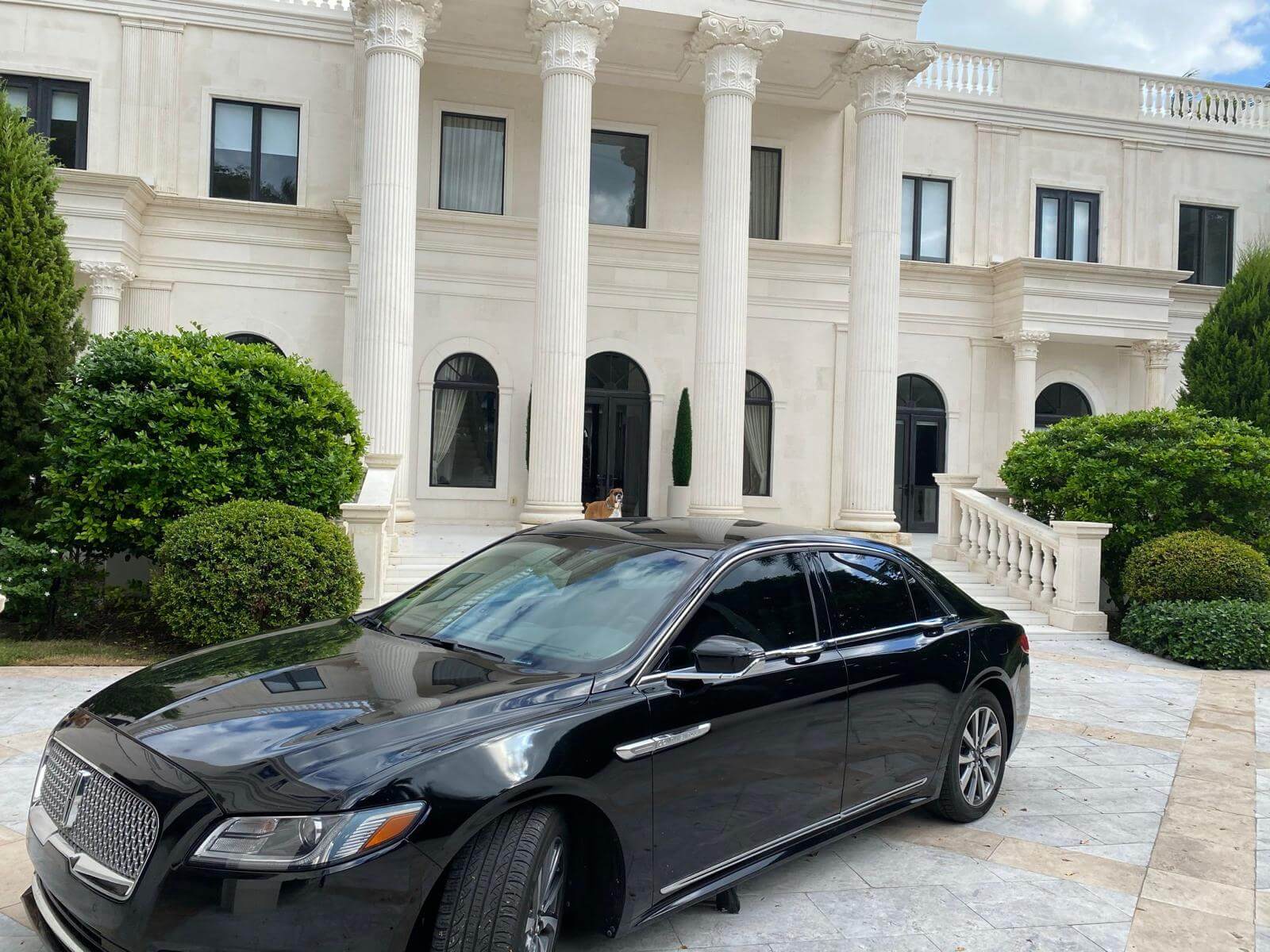 LaGuardia Airport to Champlain, Check Price & Book Now Online